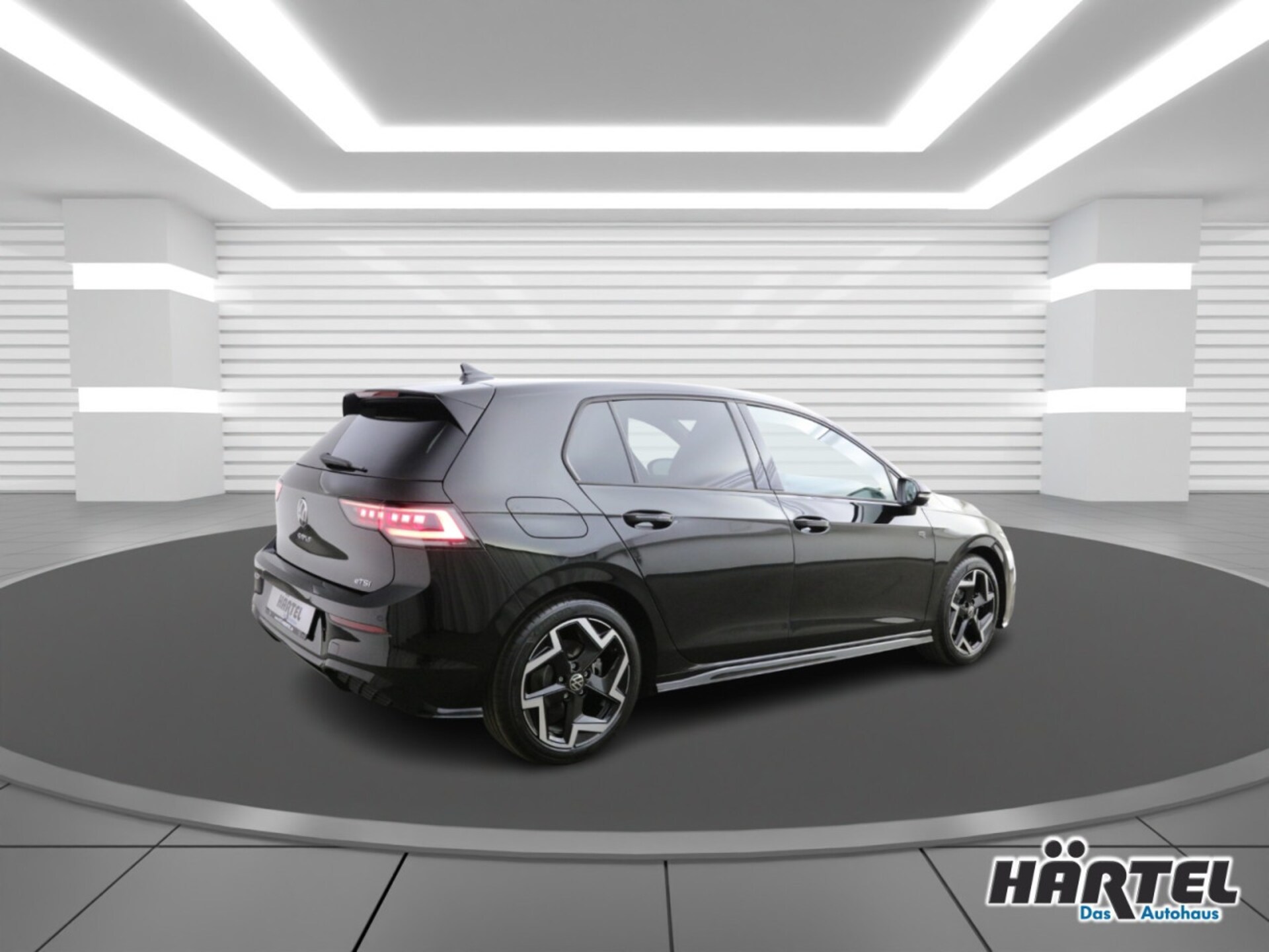 Volkswagen Golf R-Line