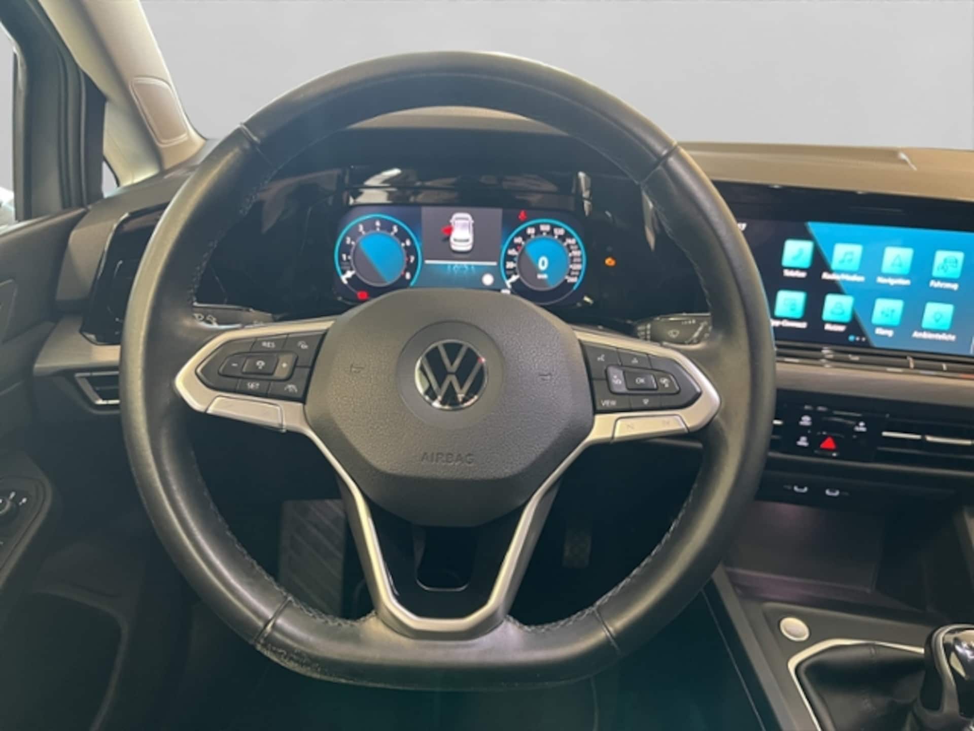 Volkswagen Golf Style