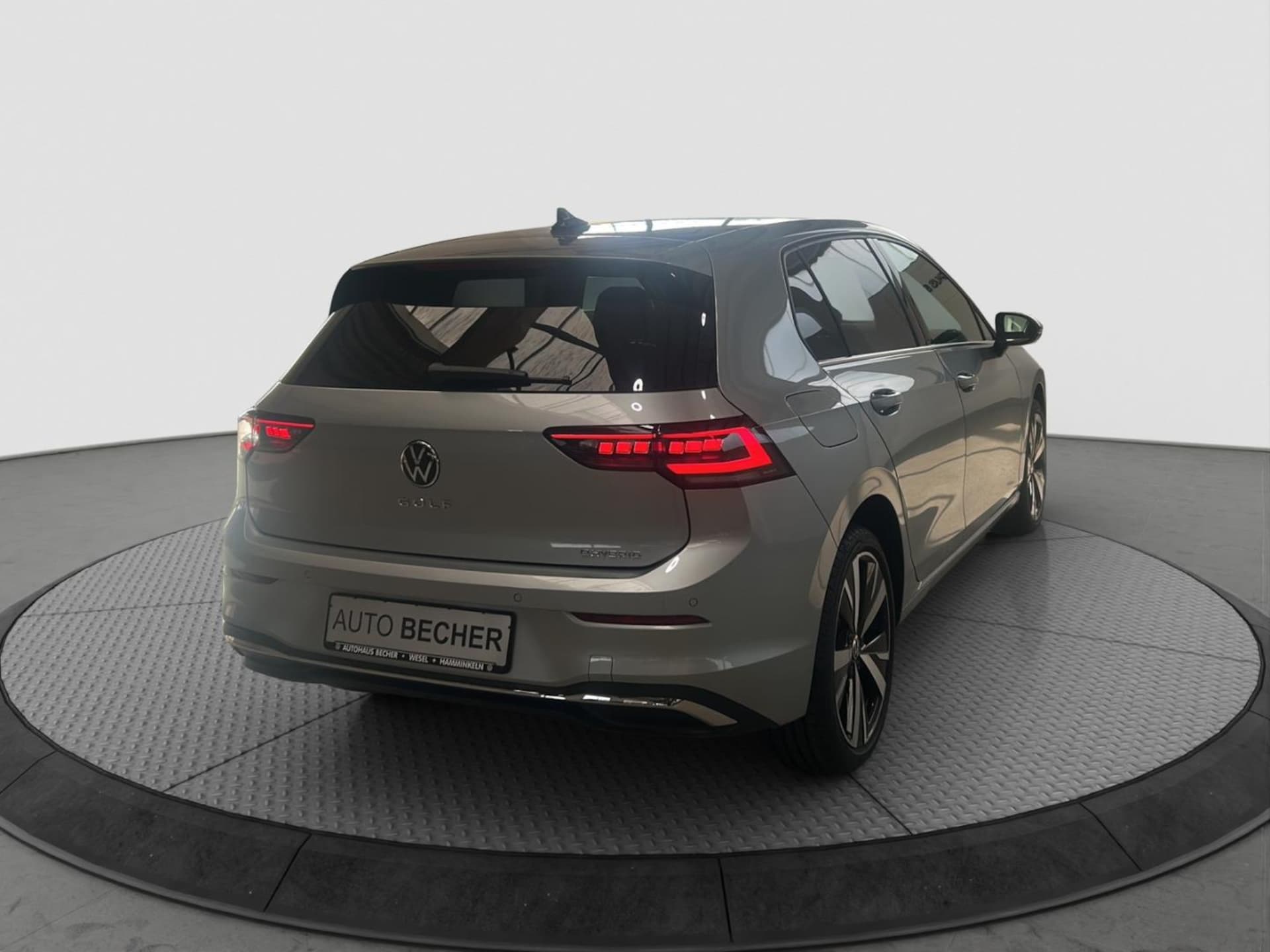Volkswagen Golf Style