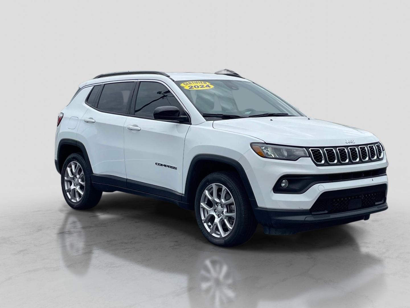 2024 Jeep Compass Latitude Lux 4X4's photo