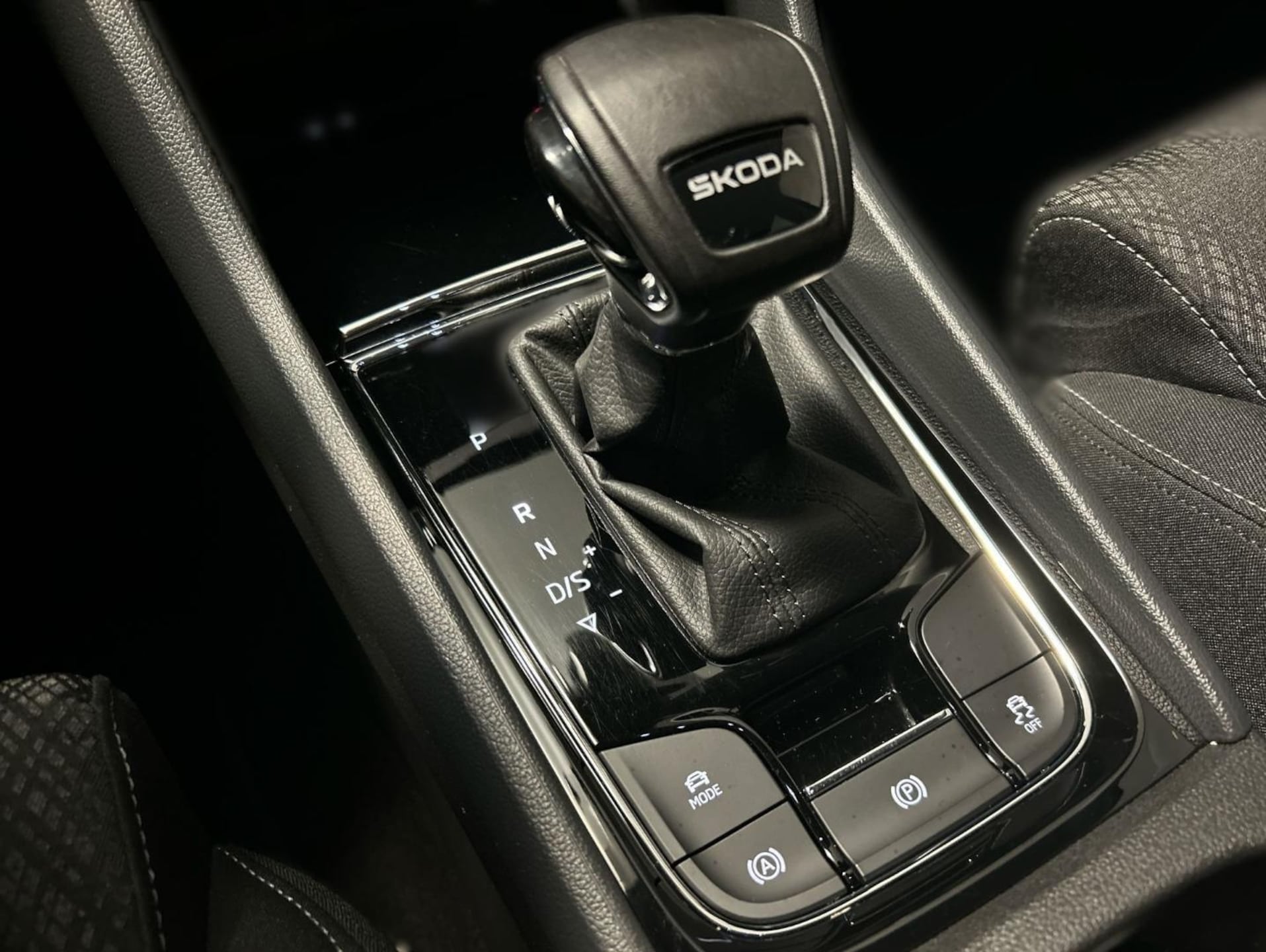 Skoda Karoq Selection