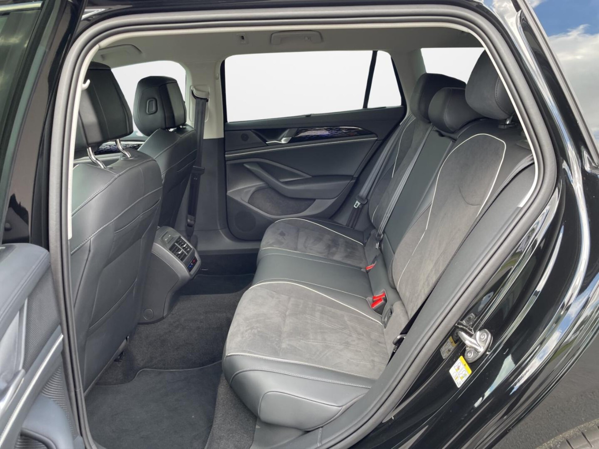 Volkswagen Passat Elegance