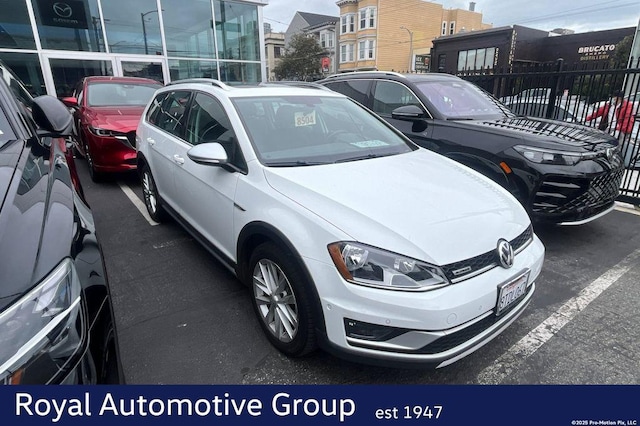 2017 Volkswagen Golf