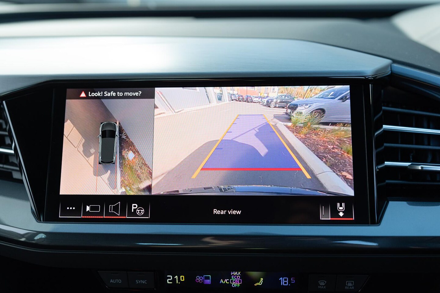 Image about Audi Q4 e-tron e-tron