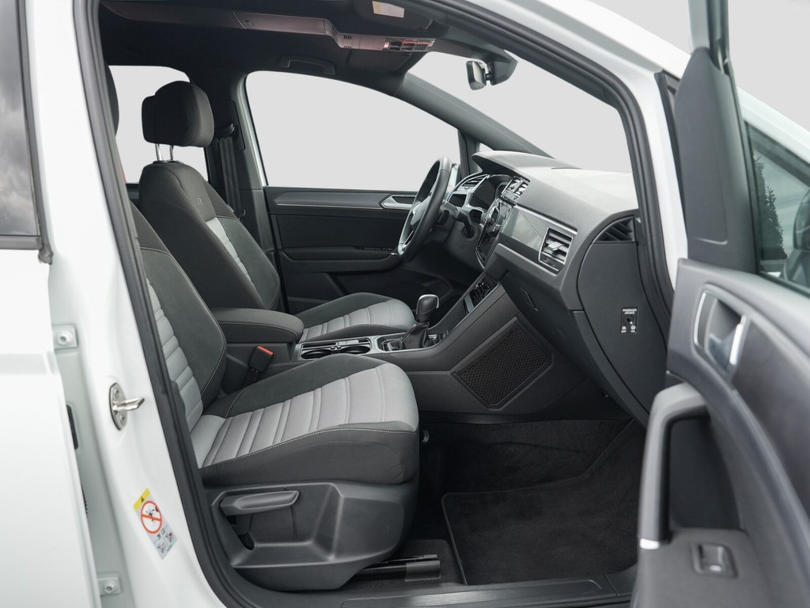 Volkswagen Touran – Bild 8