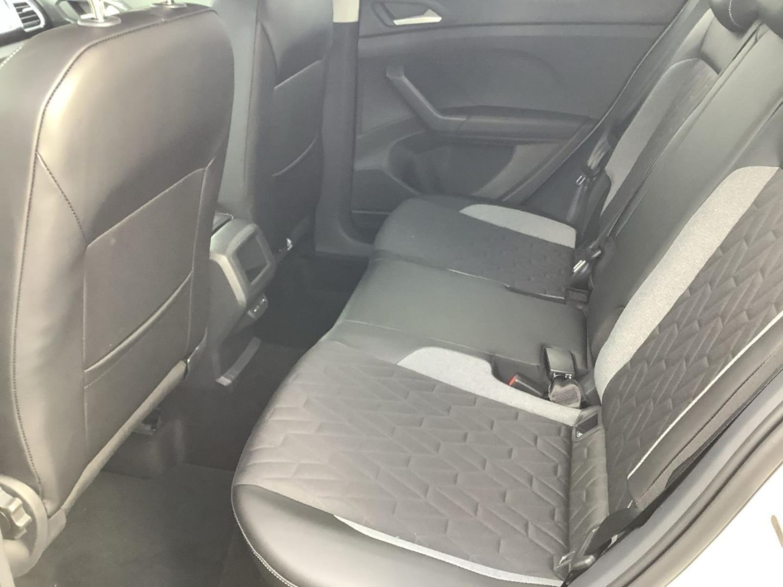 Volkswagen T-Cross – Bild 13