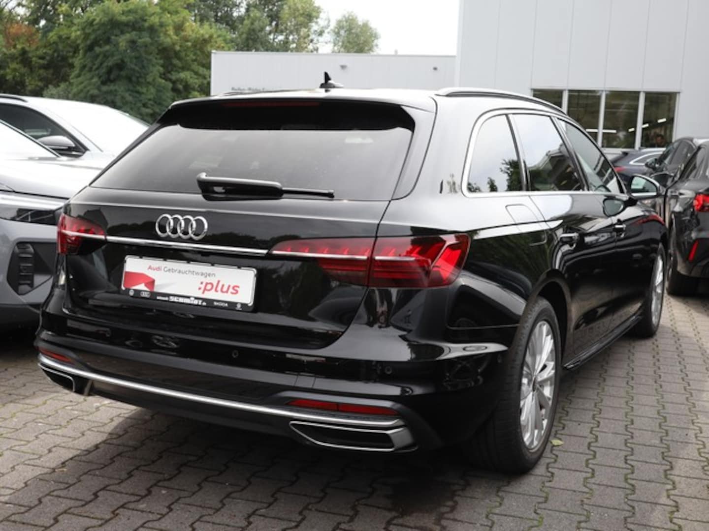 Bild über Audi A4 Avant advanced 35 TDI S tronic - für weitere Informationen kontaktieren Sie den Audi Partner