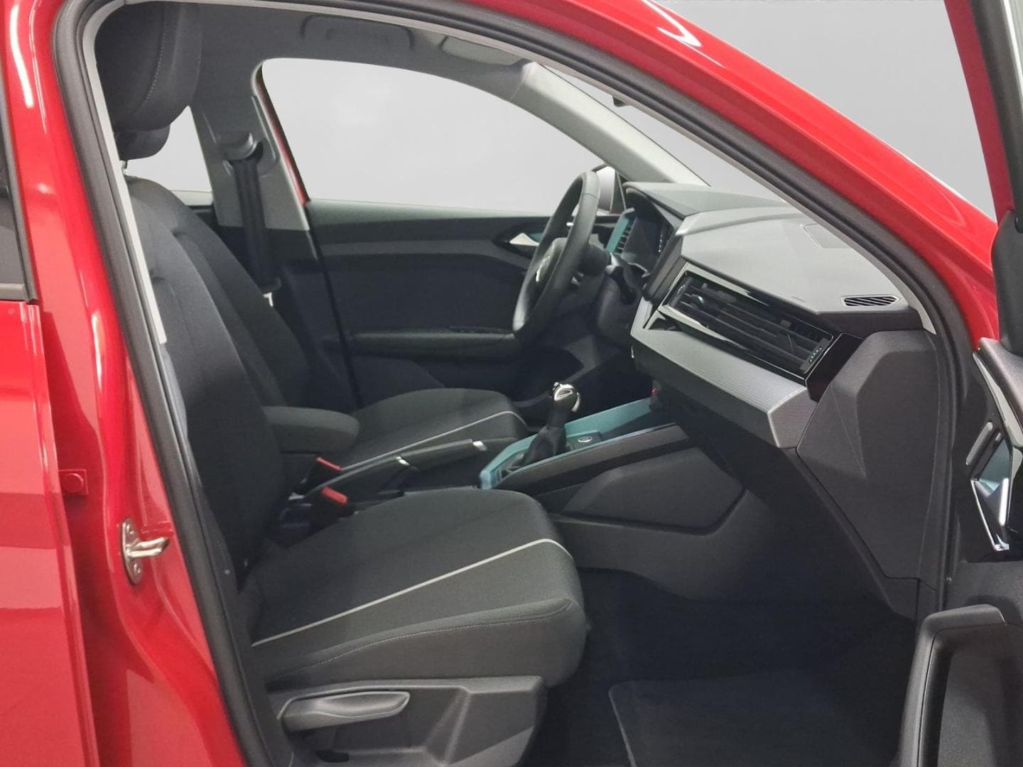 Bild über Audi A1 Sportback 30 TFSI S tronic - für weitere Informationen kontaktieren Sie den Audi Partner
