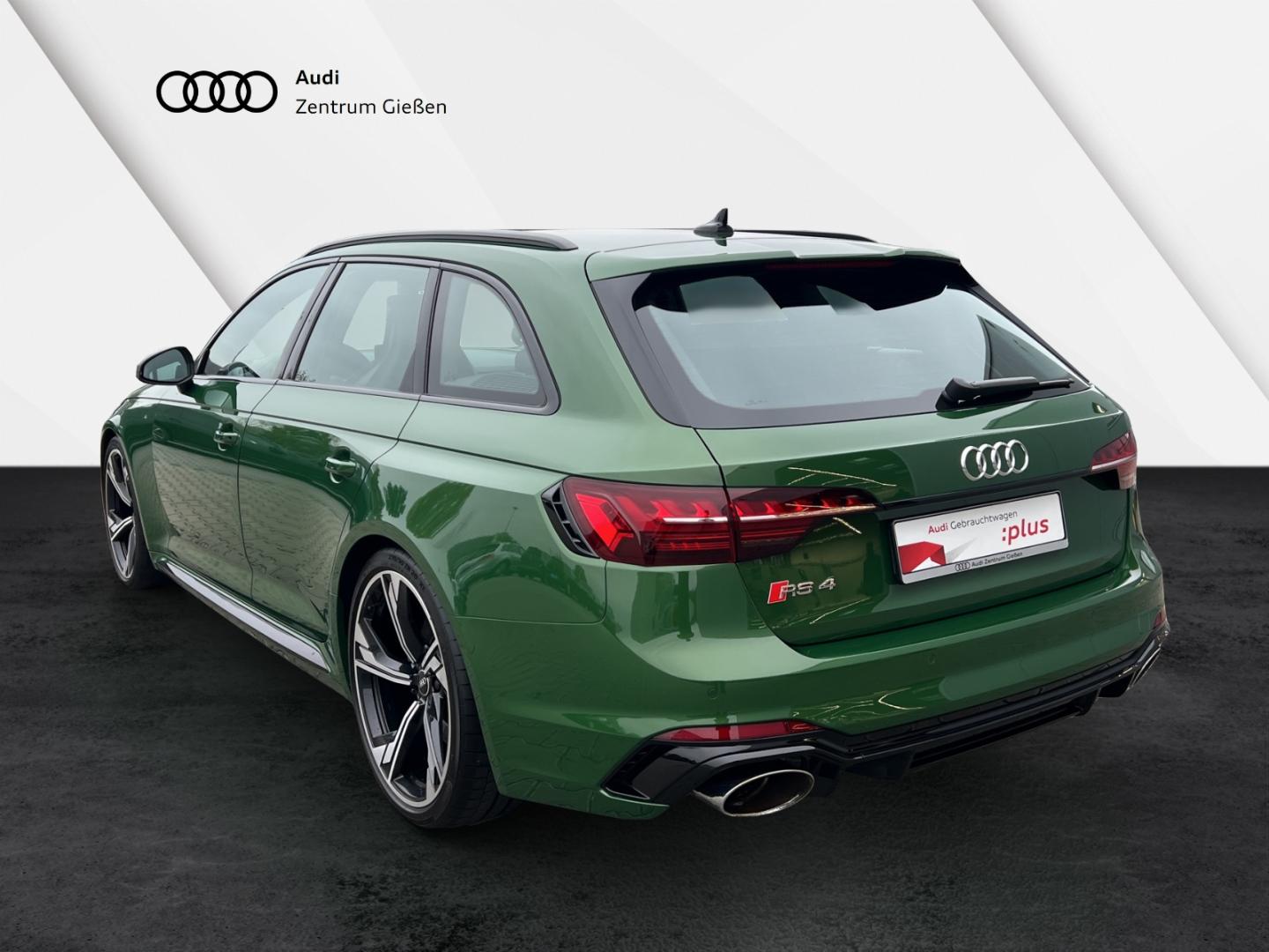 Image about Audi RS 4 Avant TFSI quattro tiptronic