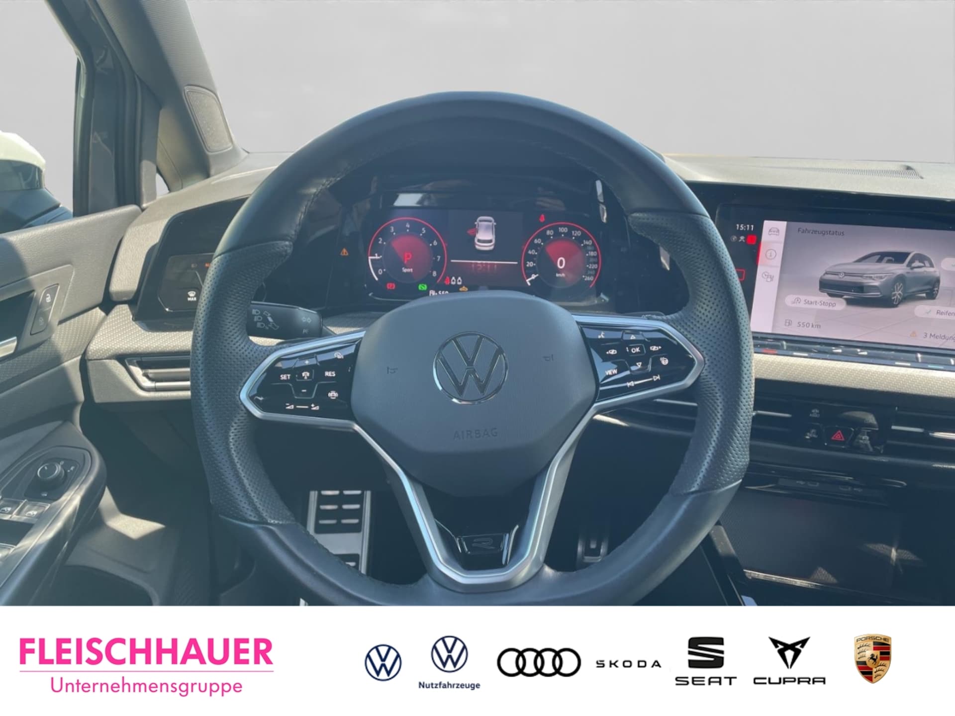 Volkswagen Golf R-Line