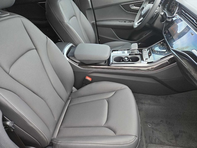 2026 Audi Q8 Premium Plus - Photo 9