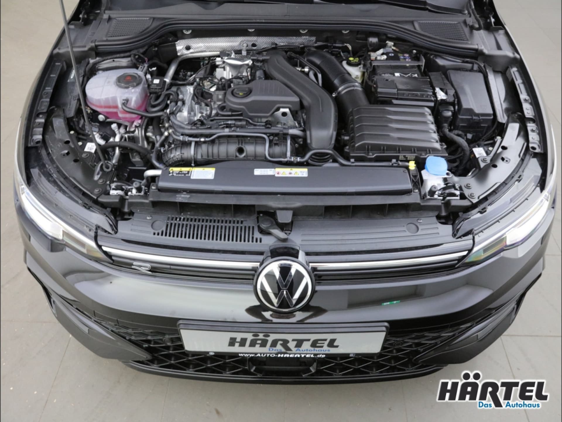 Volkswagen Golf R-Line