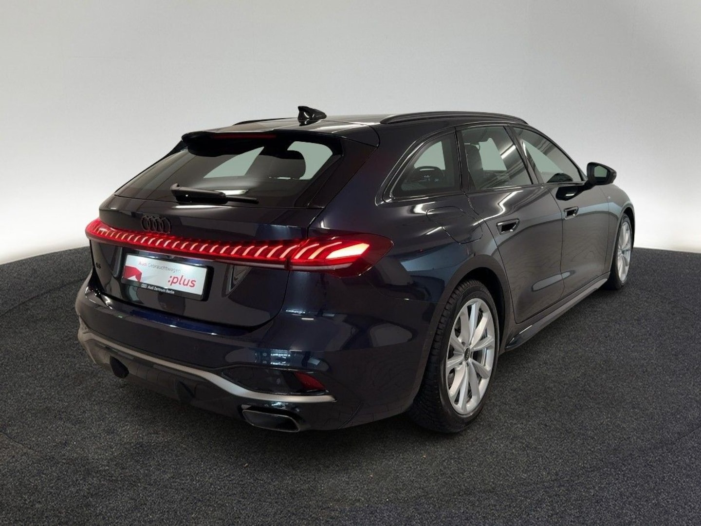 Bild über Audi A5 Avant TFSI 150 kW S tronic - für weitere Informationen kontaktieren Sie den Audi Partner