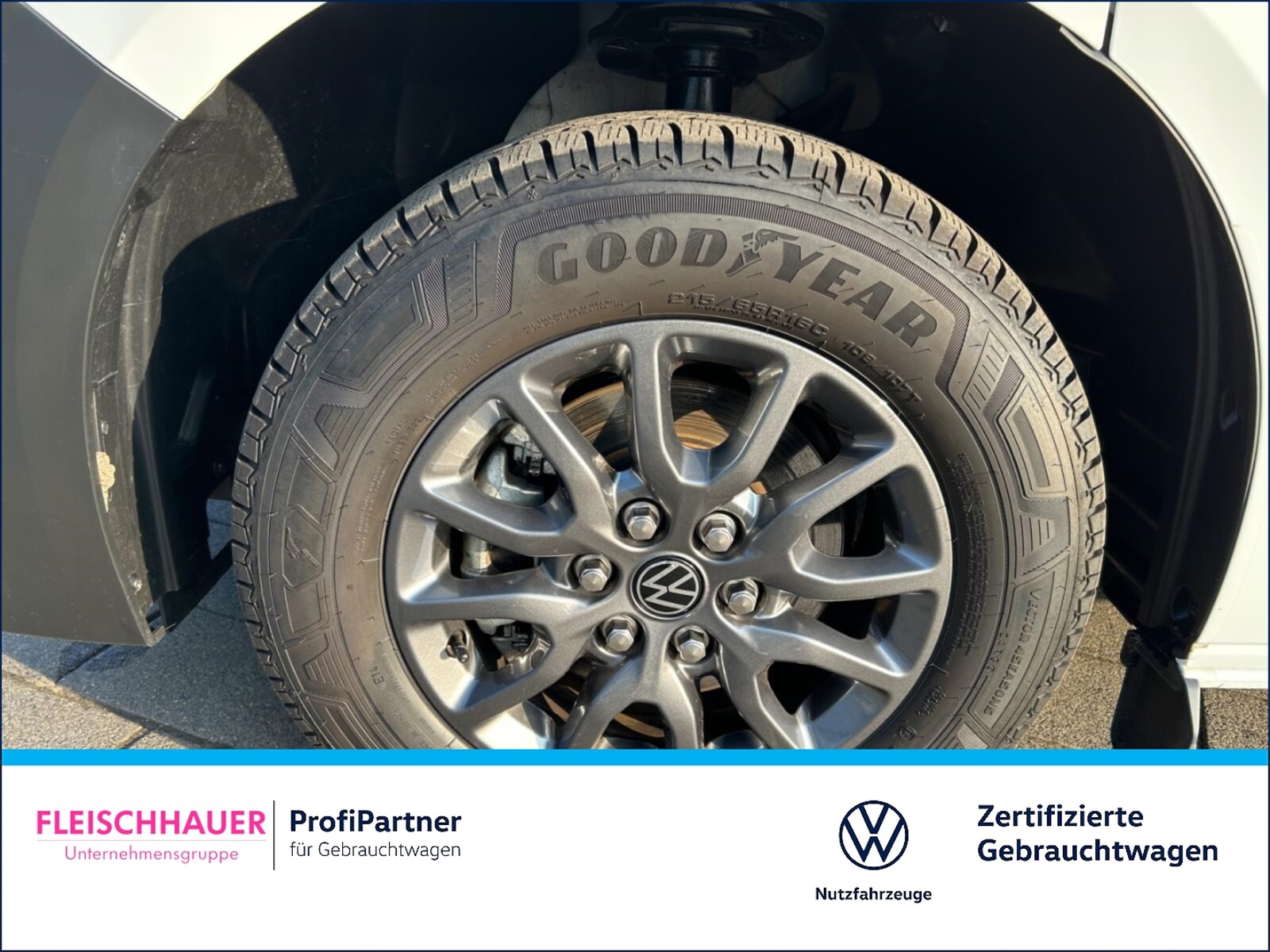 Volkswagen Transporter Kasten kurzer Radstand – Bild 7