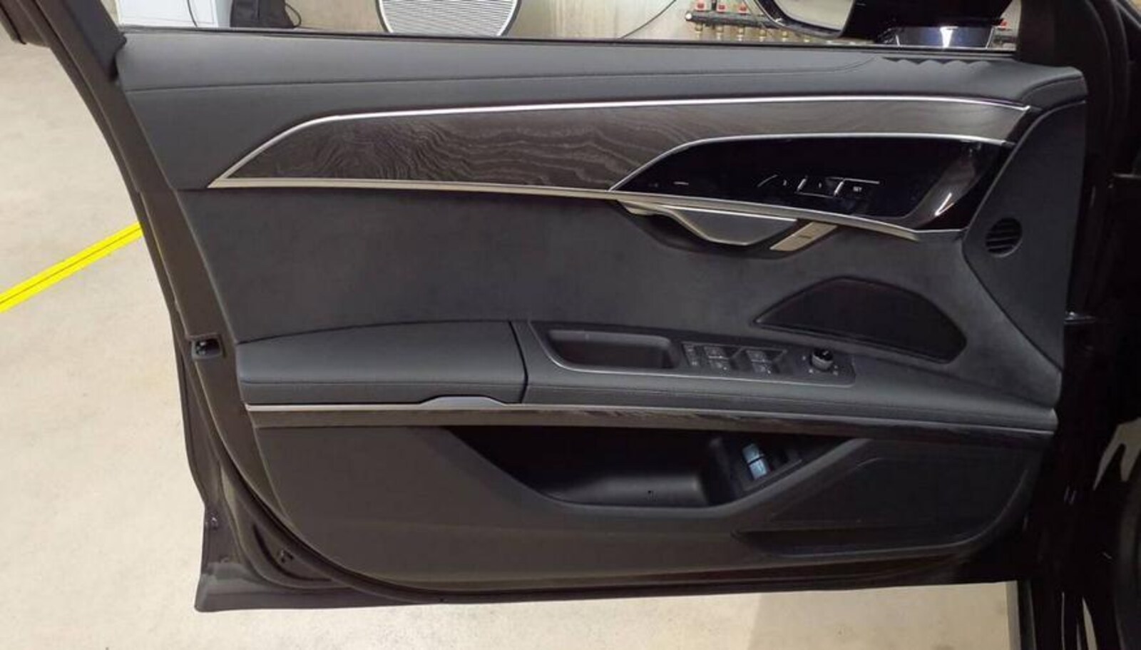 Audi A8 L – Bild 4