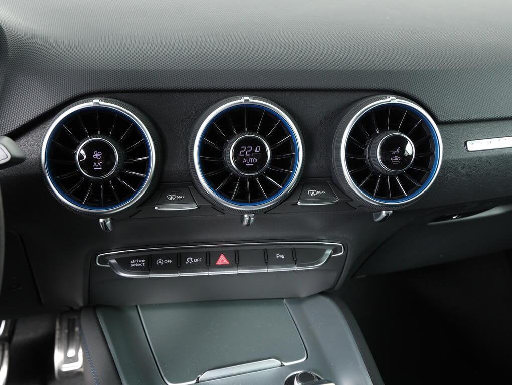 Audi TT Coupé