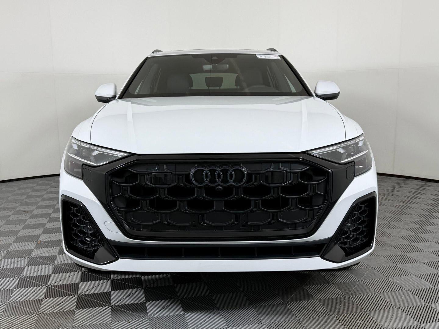 2026 Audi Q8 Premium Plus - Photo 6