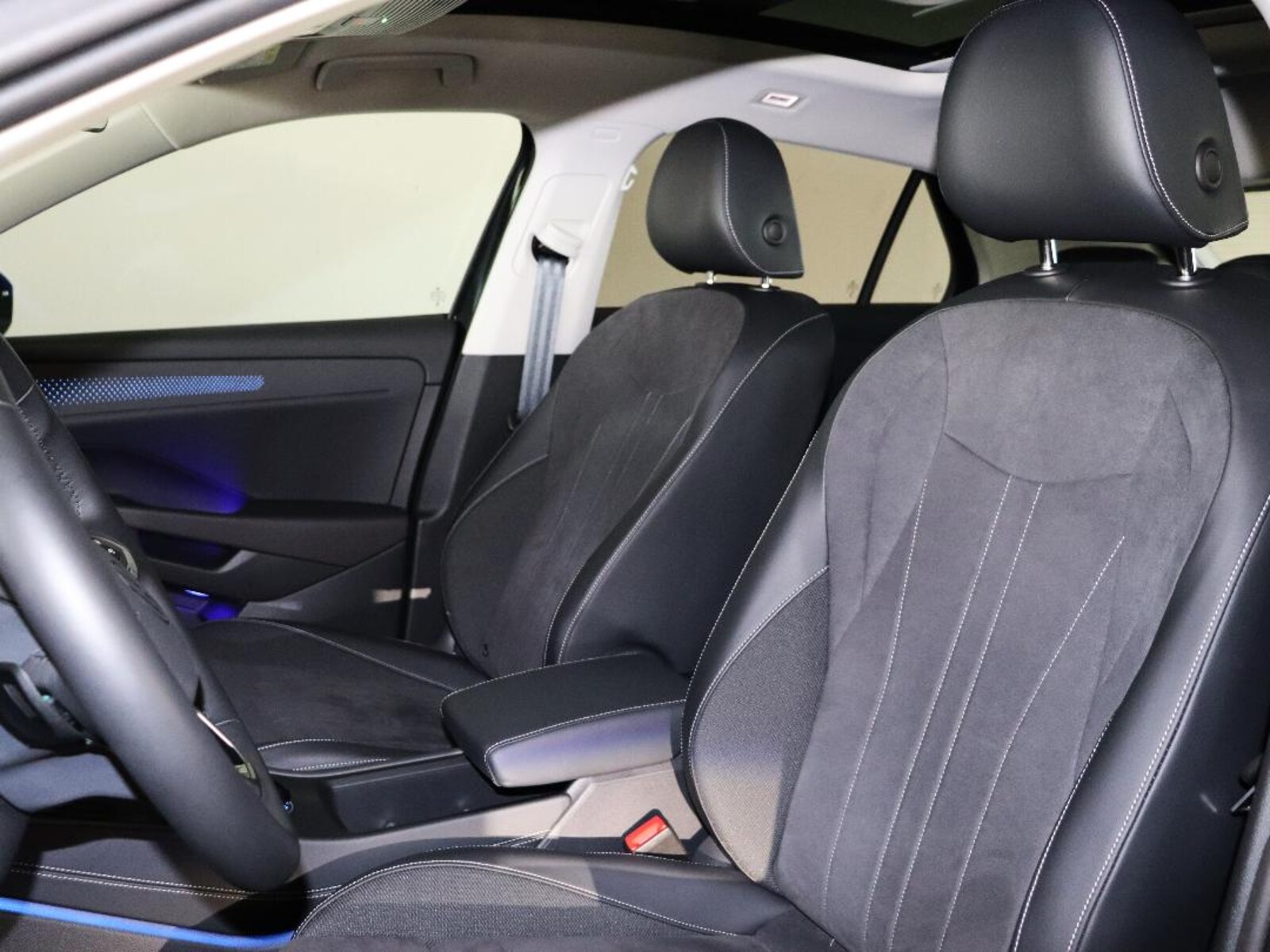 Volkswagen T-Roc – Bild 11