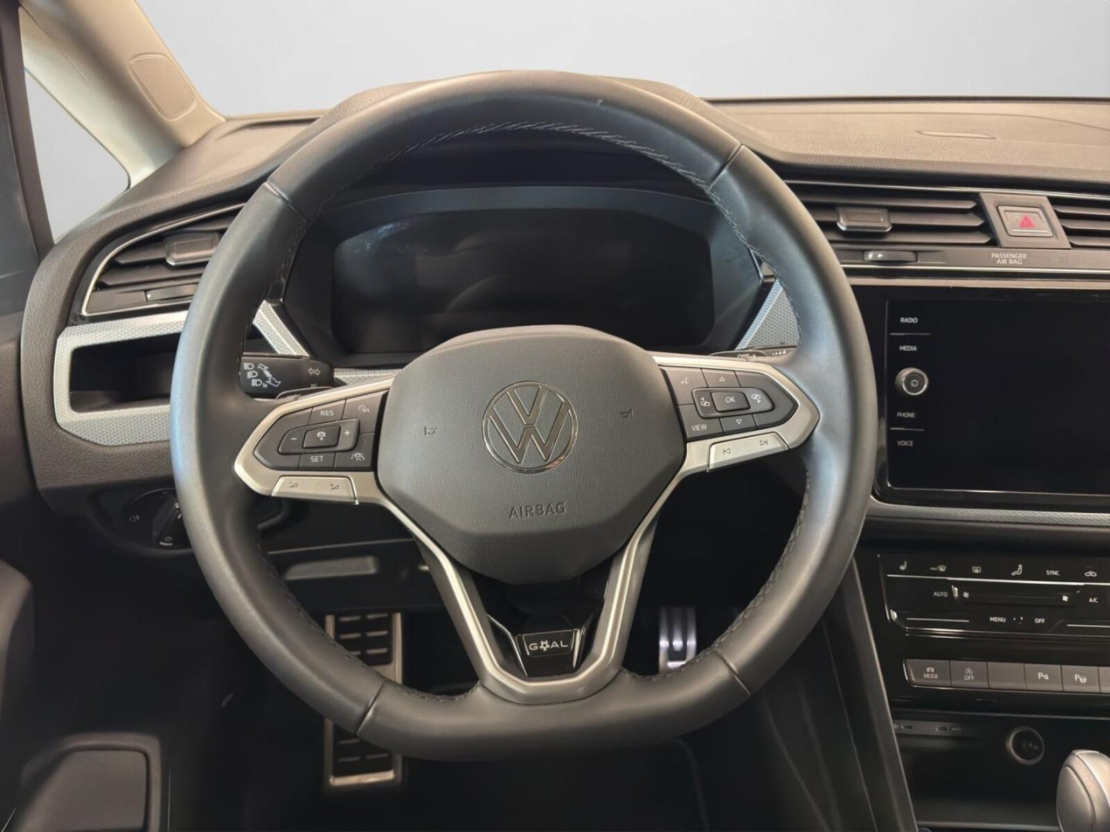 Volkswagen Touran – Bild 9