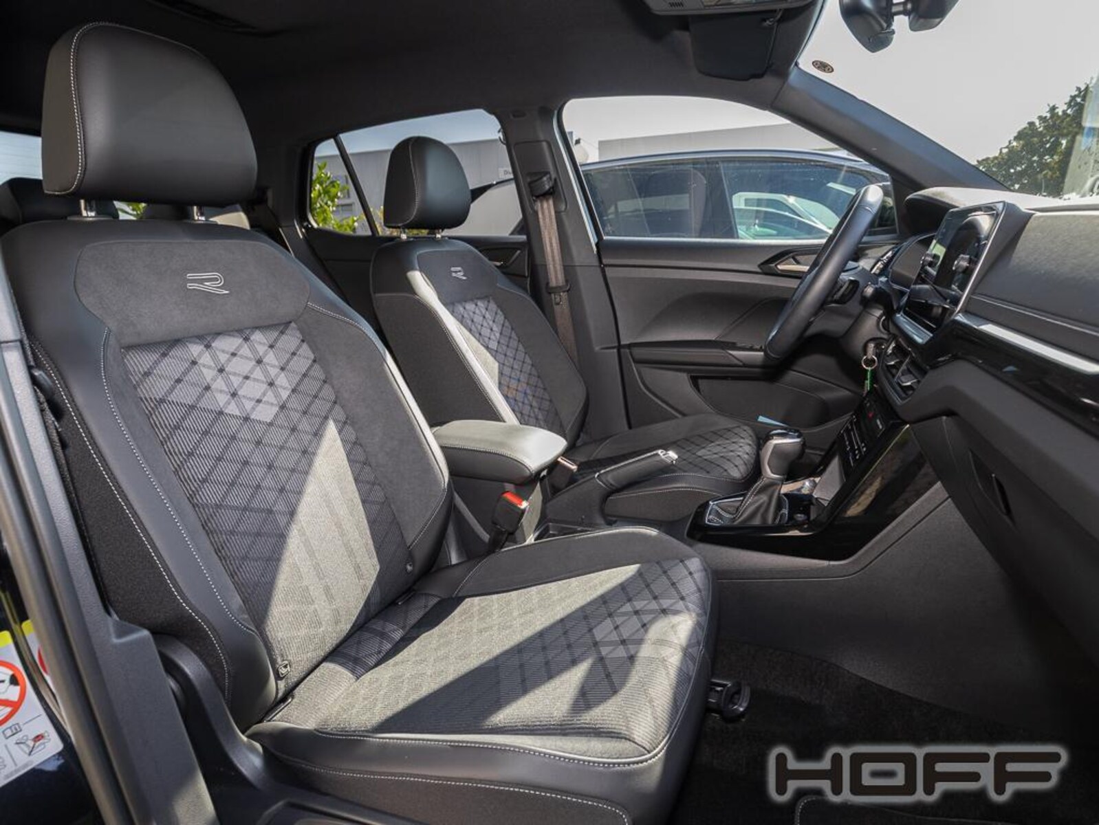Volkswagen T-Cross – Bild 11