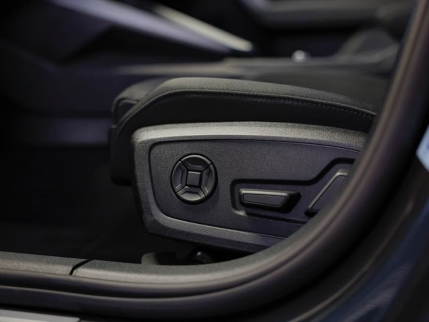 Bild über Audi A3 Sportback advanced 35 TDI S tronic - für weitere Informationen kontaktieren Sie den Audi Partner