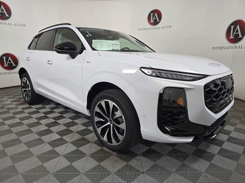 2026 Audi Q3 S line quattro's photo