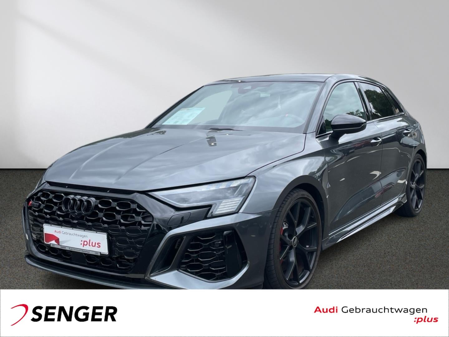 Bild über Audi RS 3 Sportback TFSI quattro S tronic - für weitere Informationen kontaktieren Sie den Audi Partner