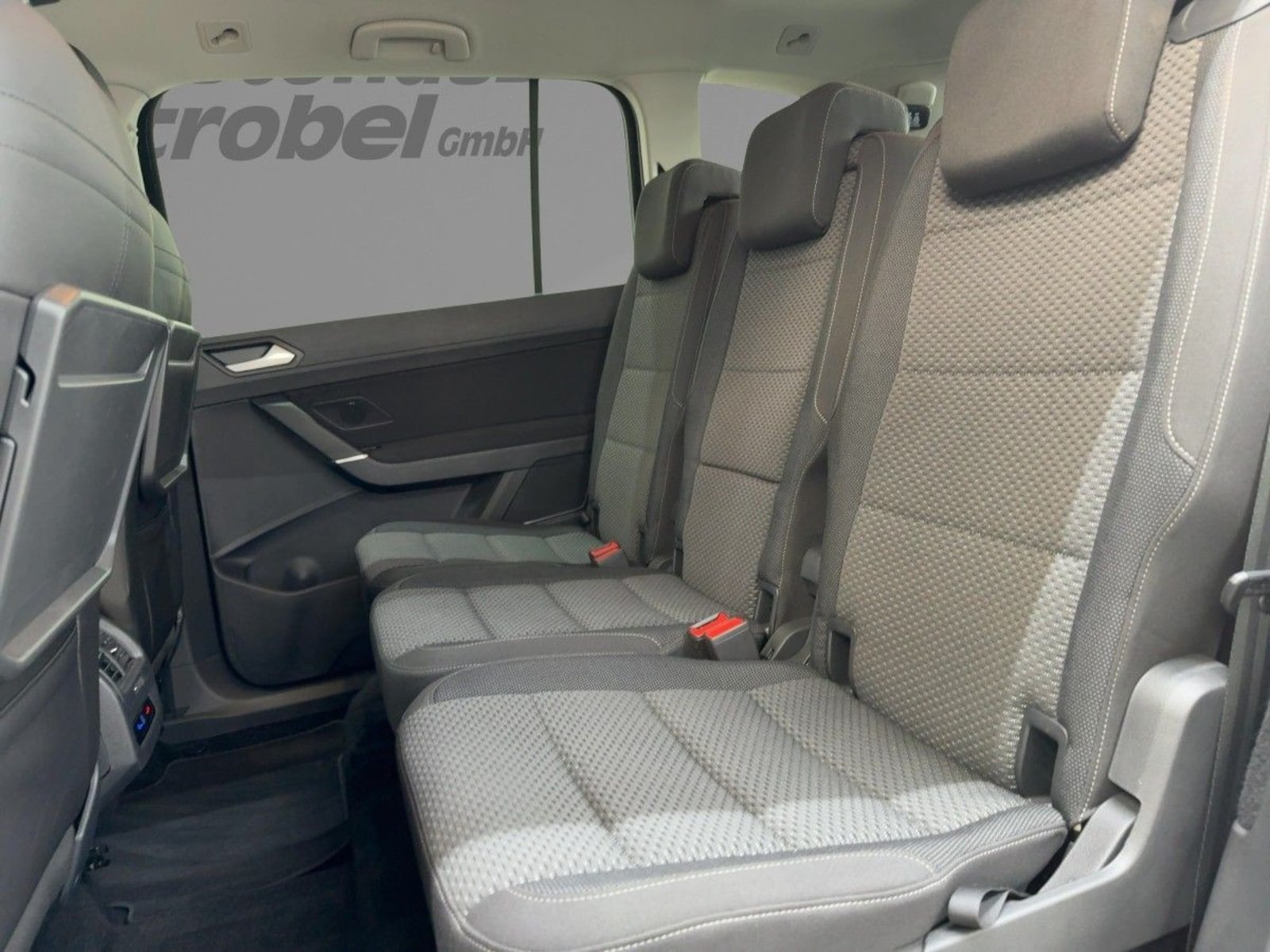 Volkswagen Touran – Bild 9
