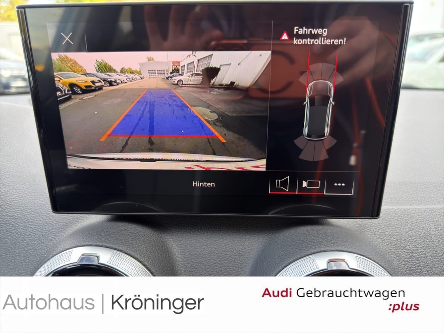 Bild über Audi Q2 S line 30 TFSI Schaltgetriebe - für weitere Informationen kontaktieren Sie den Audi Partner