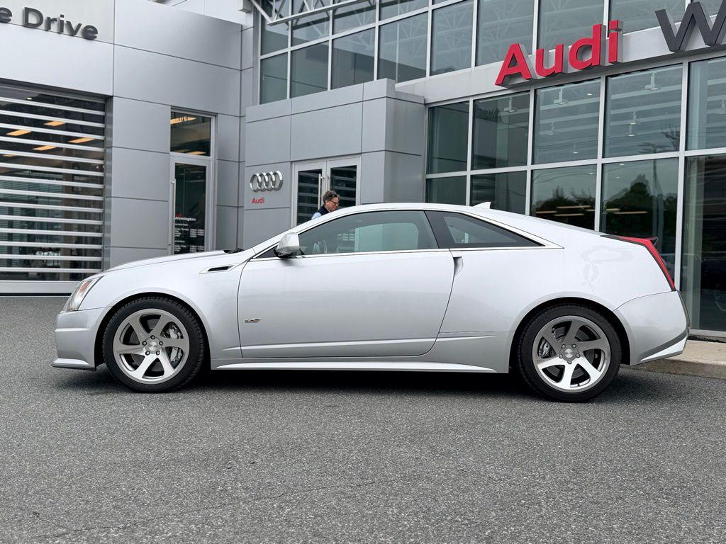 2011 Cadillac CTS V - Photo 3