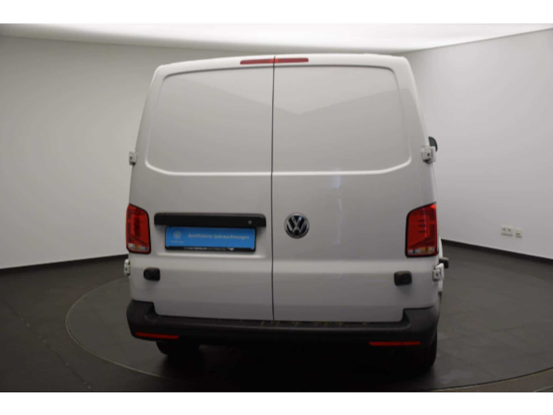 Volkswagen T6.1 Transporter Kasten langer Radstand