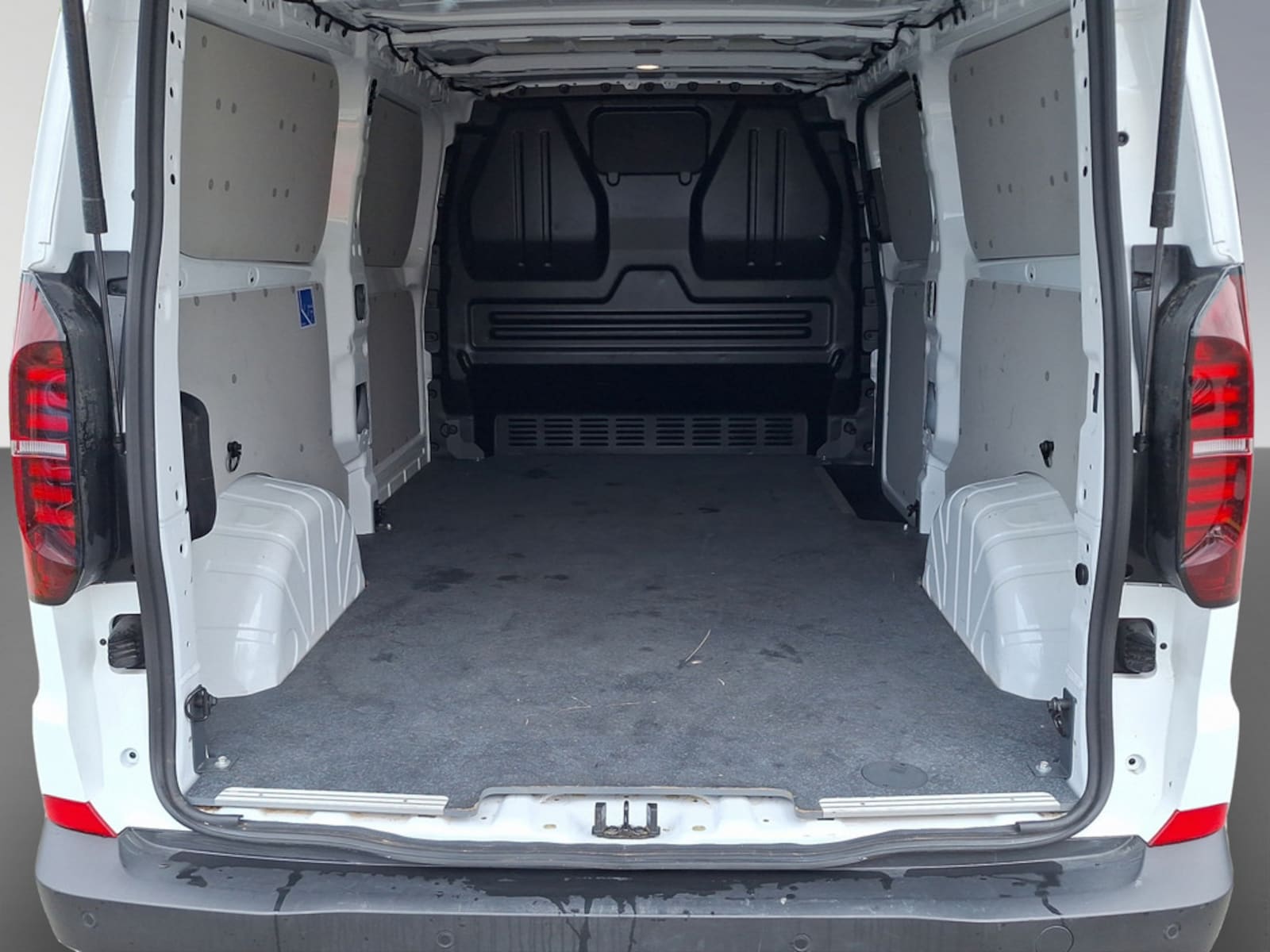 Volkswagen Transporter Kasten langer Radstand – Bild 22