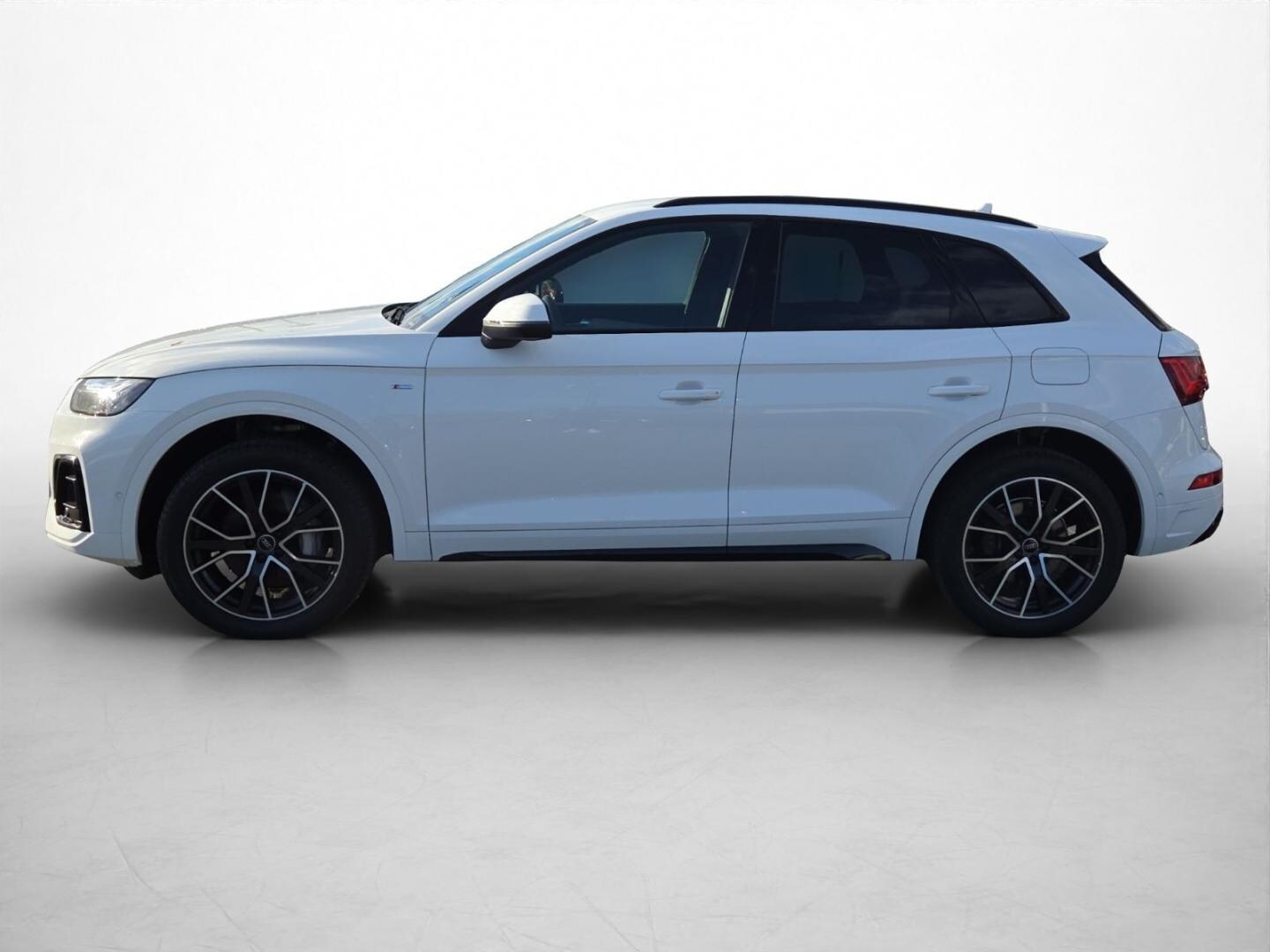 Bild über Audi Q5 TFSI e S line 55 TFSI e quattro S tronic - für weitere Informationen kontaktieren Sie den Audi Partner