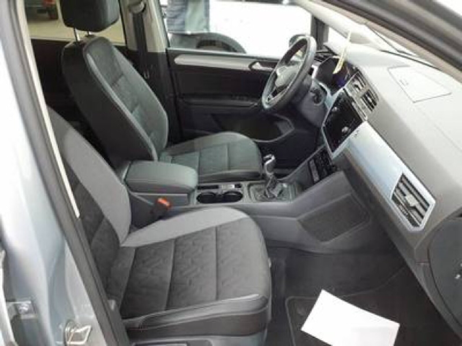 Volkswagen Touran – Bild 4