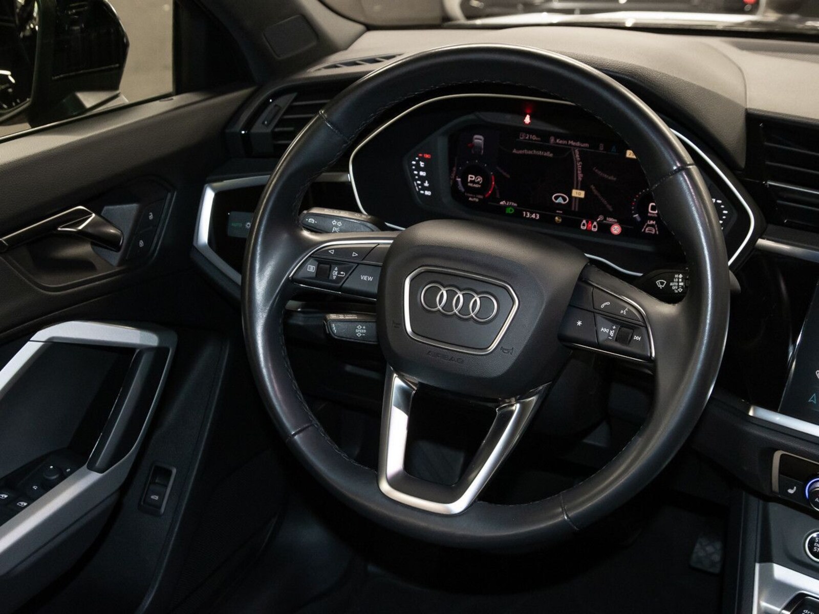 Audi Q3 Sportback – Bild 12