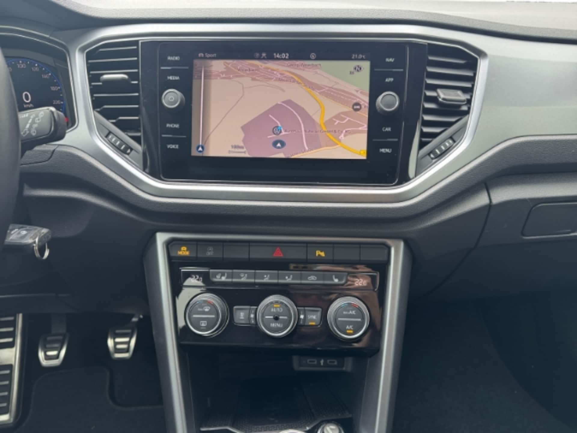 Volkswagen T-Roc Active