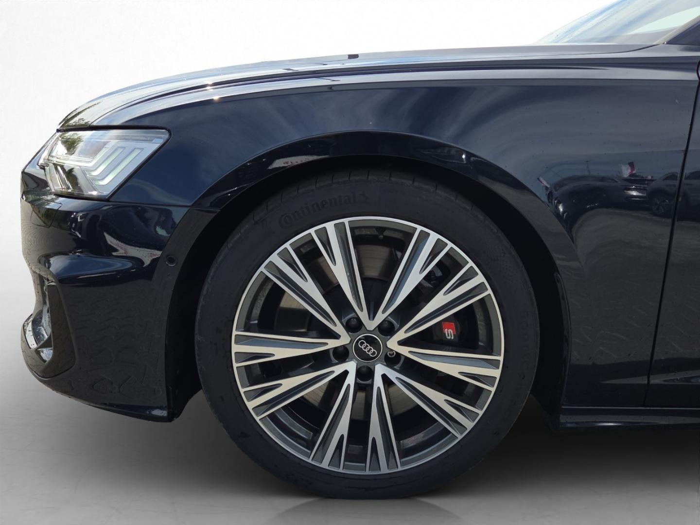 Bild über Audi S6 Avant TDI quattro tiptronic - für weitere Informationen kontaktieren Sie den Audi Partner