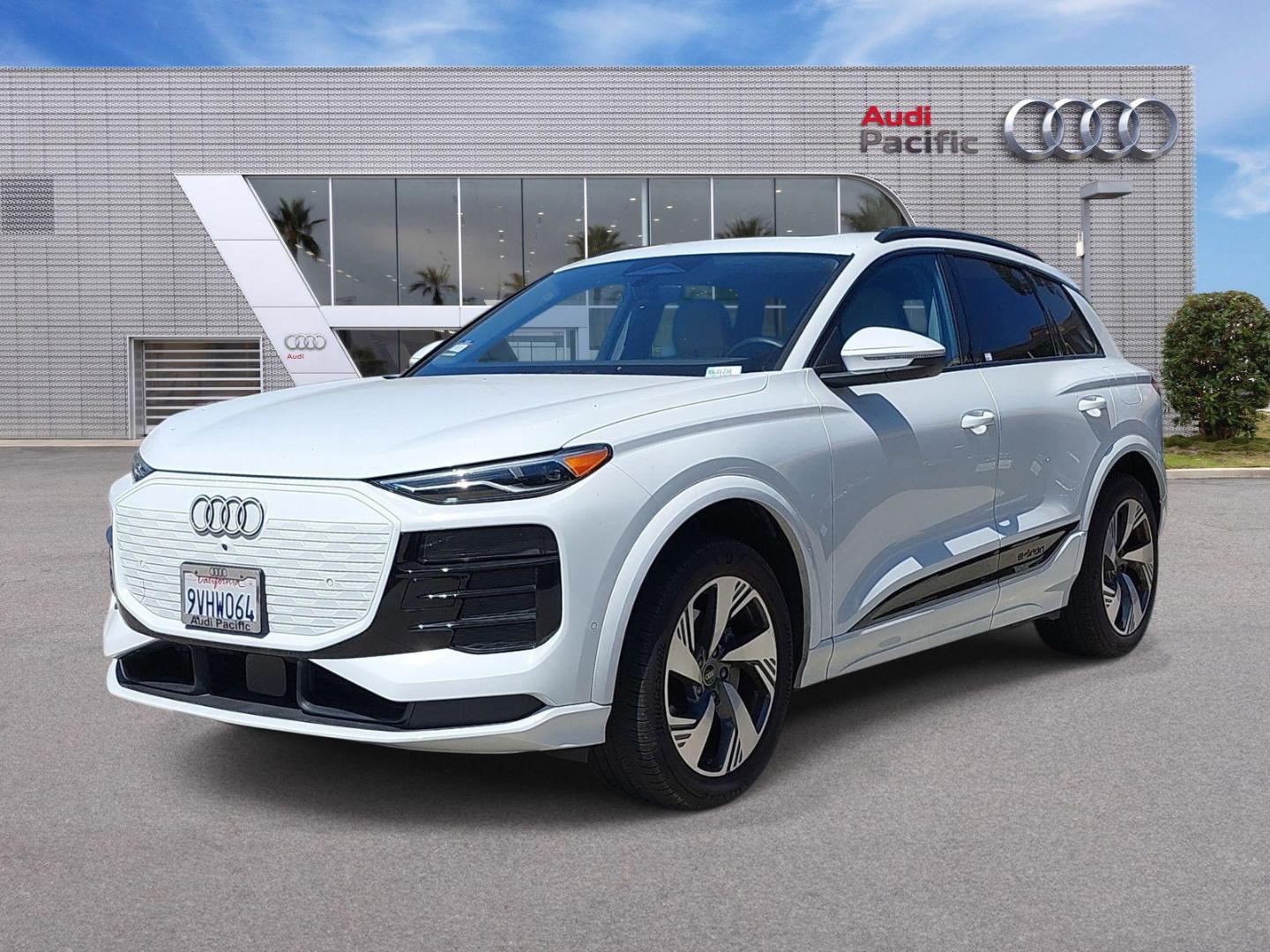 2025 Audi Q6 e-tron Premium quattro's photo