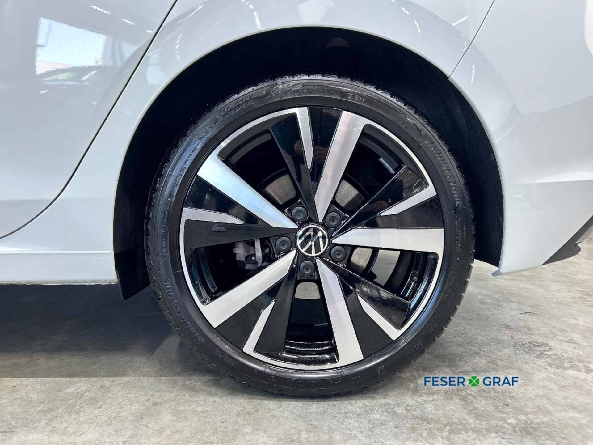 Volkswagen Golf Style