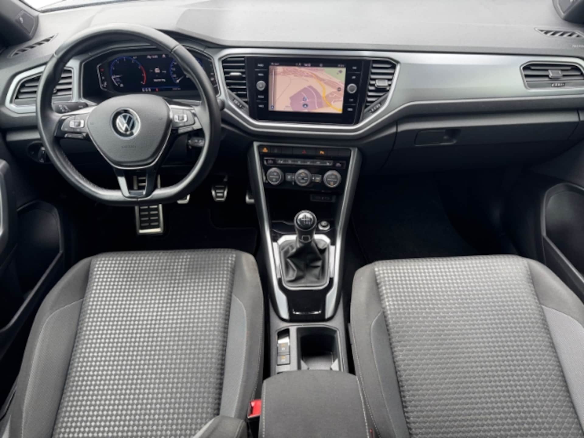 Volkswagen T-Roc Active
