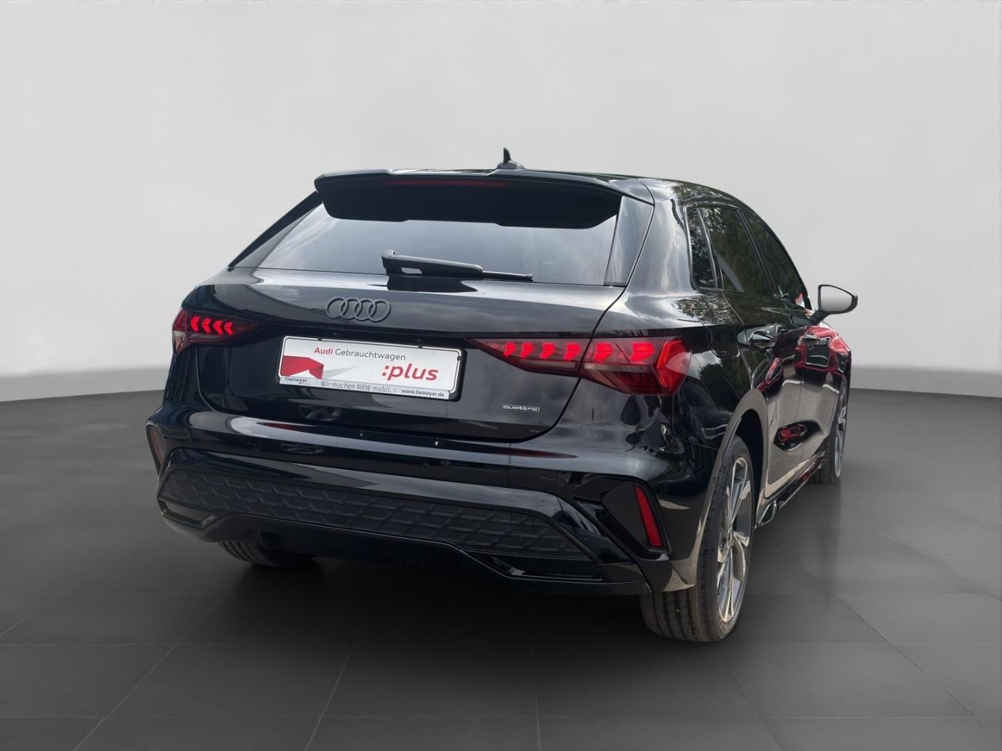 Bild über Audi A3 Sportback TFSI quattro S tronic - für weitere Informationen kontaktieren Sie den Audi Partner