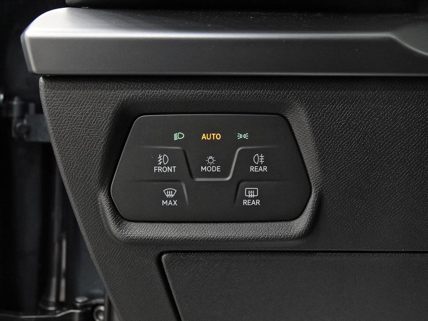 CUPRA Formentor 1.5 TSI e-Hybrid VZ DSG 200 kW (272 CV) — photo 16