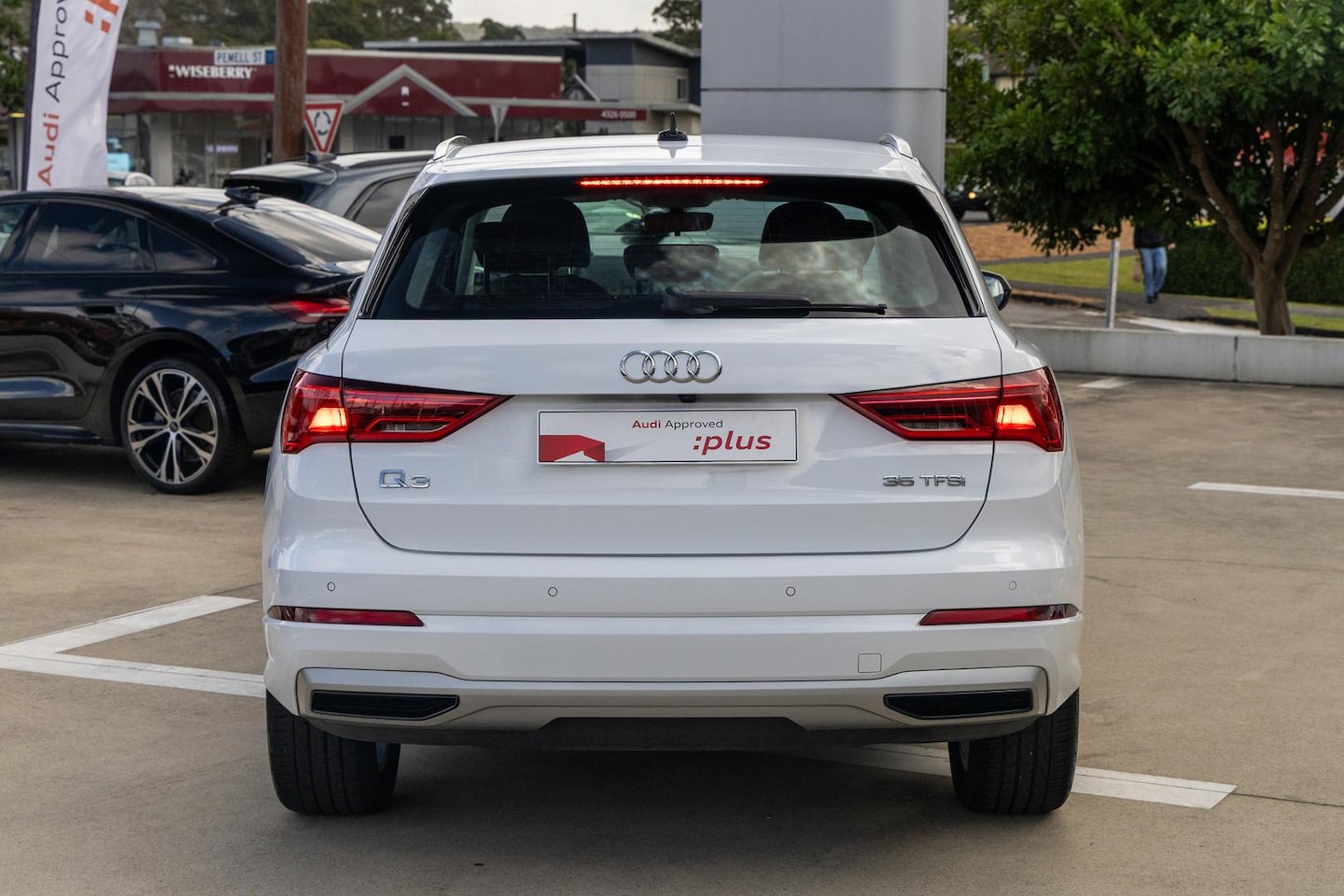 Image about Audi Q3 35 TFSI S tronic