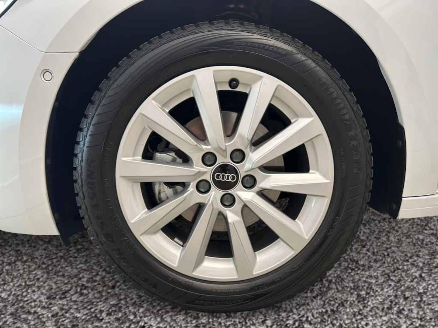 Bild über Audi A1 Sportback 30 TFSI S tronic - für weitere Informationen kontaktieren Sie den Audi Partner