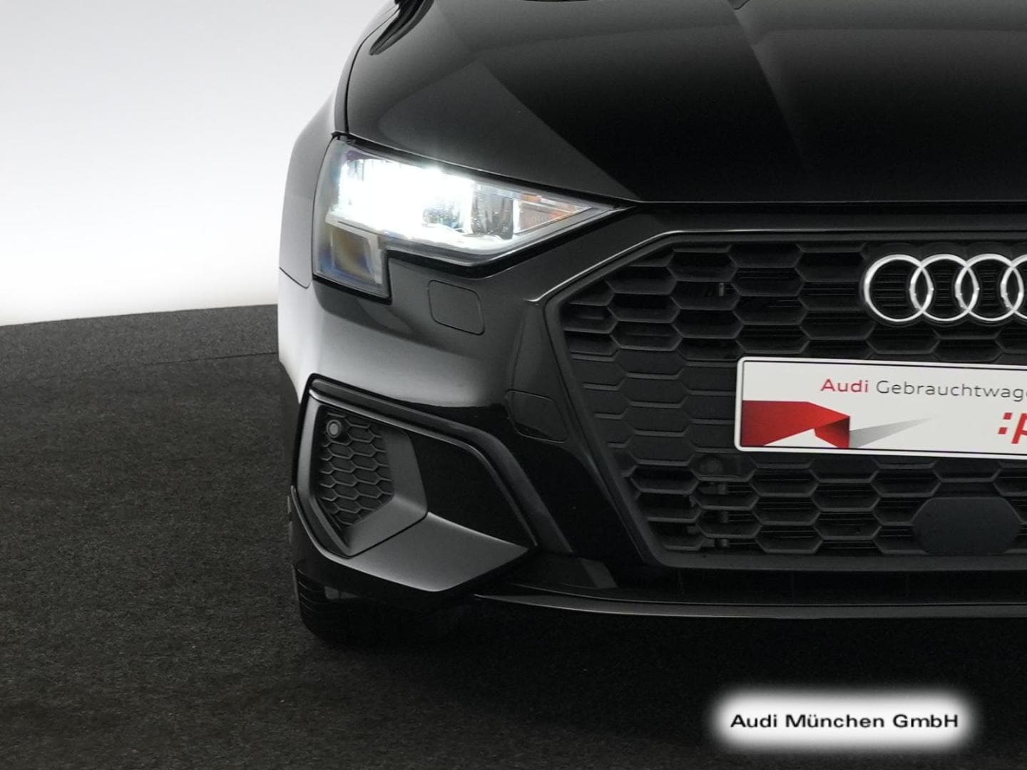 Bild über Audi A3 Sportback 35 TFSI S tronic - für weitere Informationen kontaktieren Sie den Audi Partner