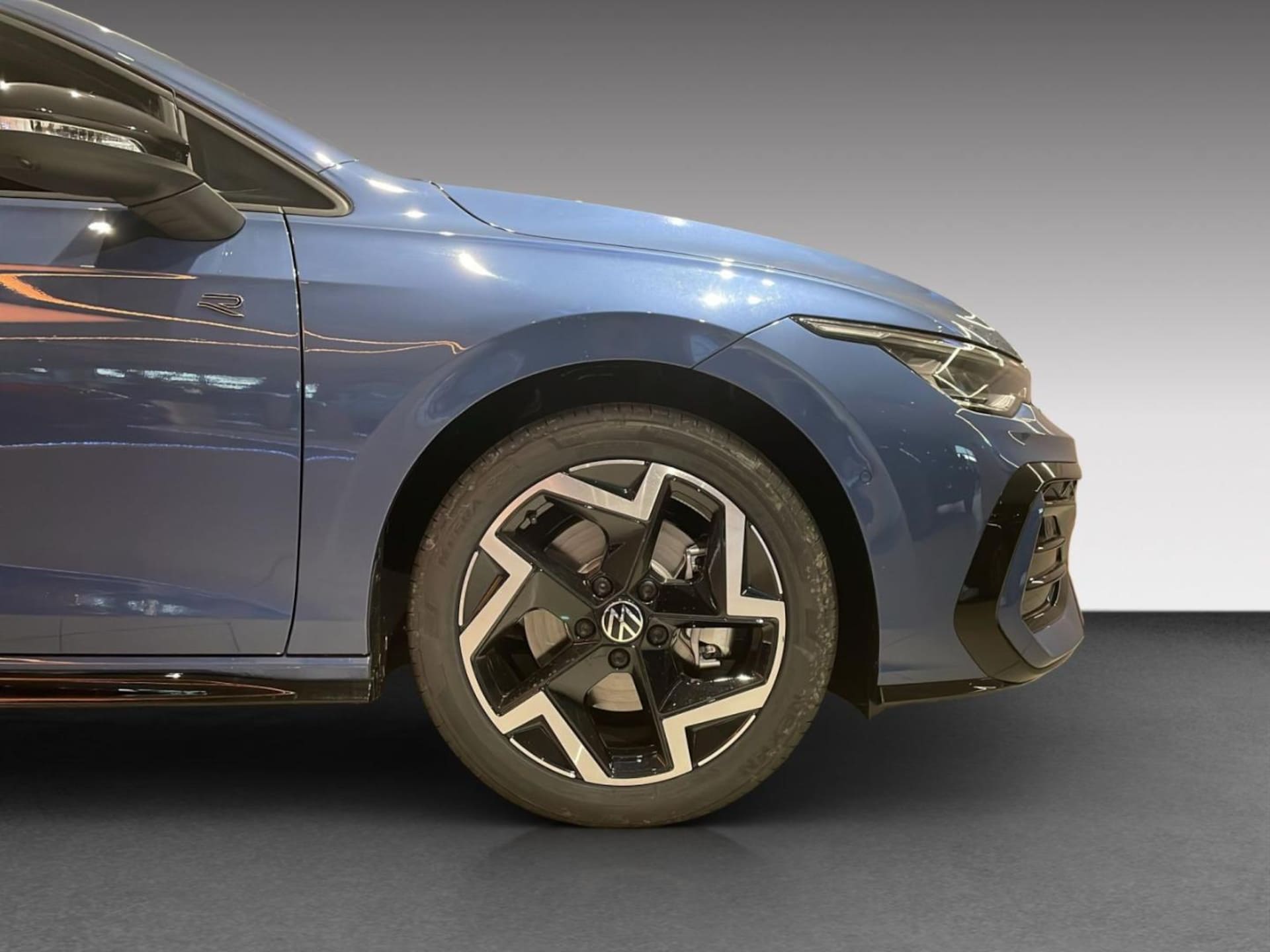 Volkswagen Golf Variant R-Line