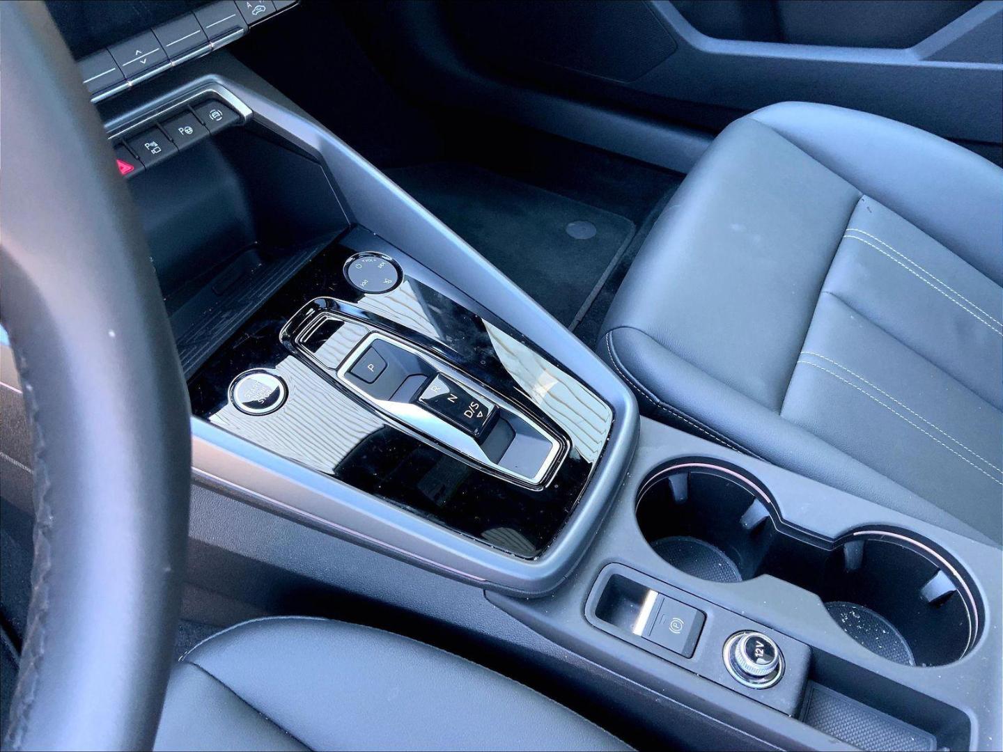 2025 Audi A3 Premium - Photo 16
