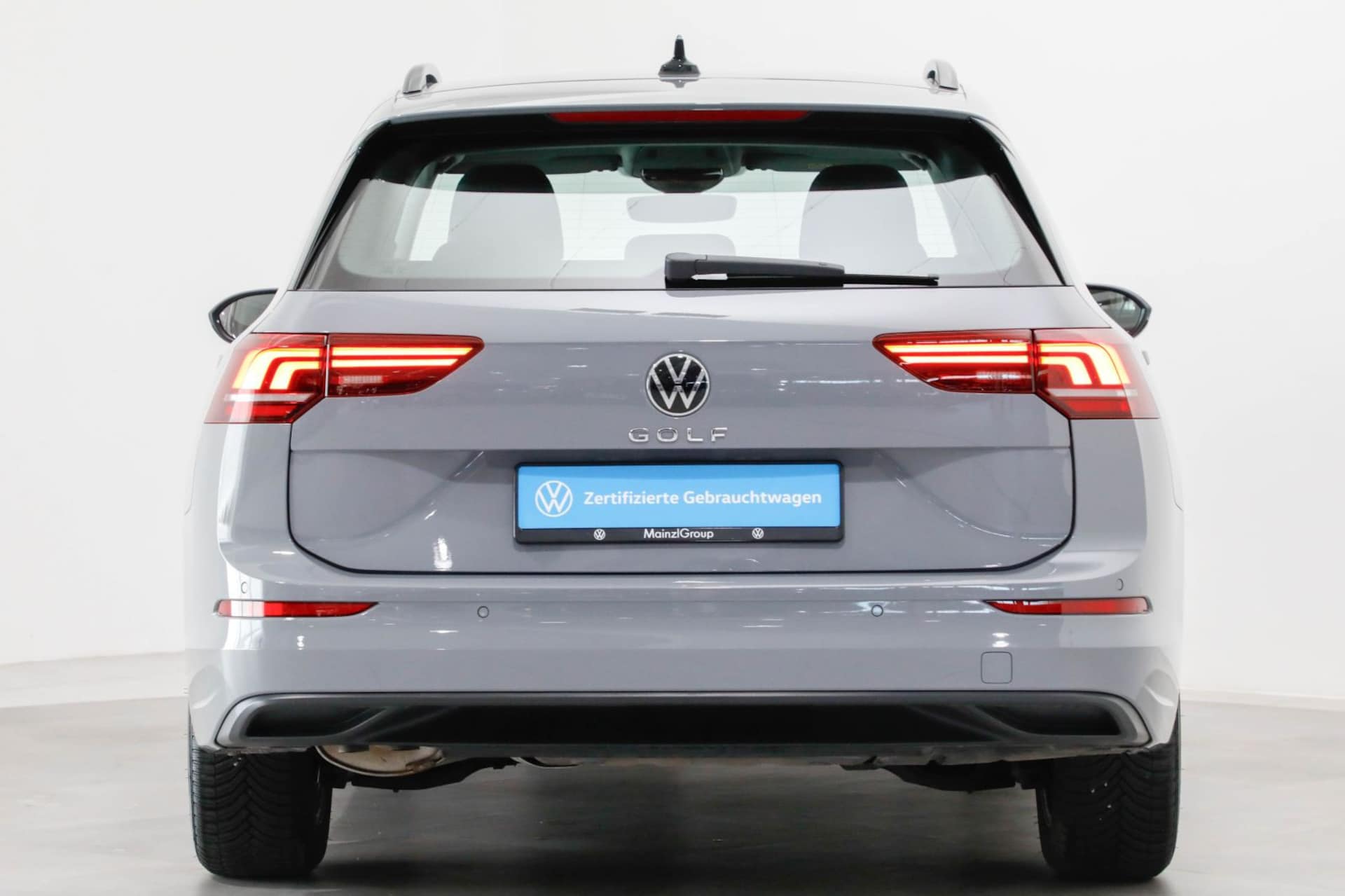 Volkswagen Golf Variant Life