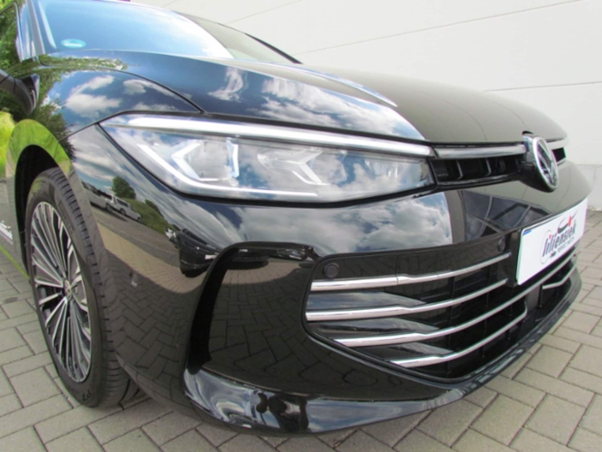 Volkswagen Passat Elegance