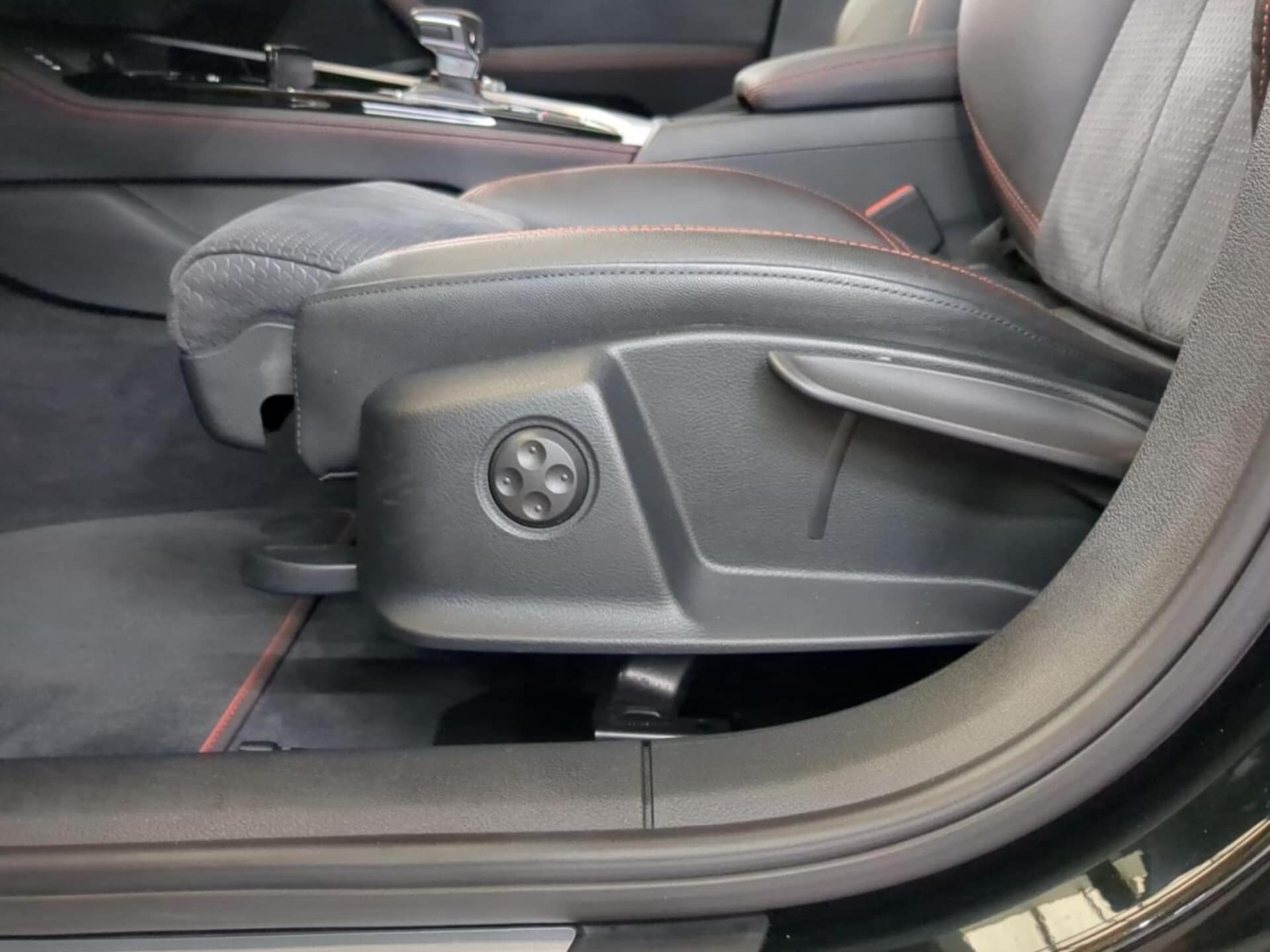 Audi A4 Avant S line